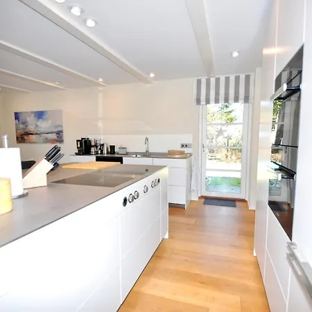 Lo S בית נופש Böhl