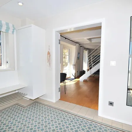 Lo S Holiday home